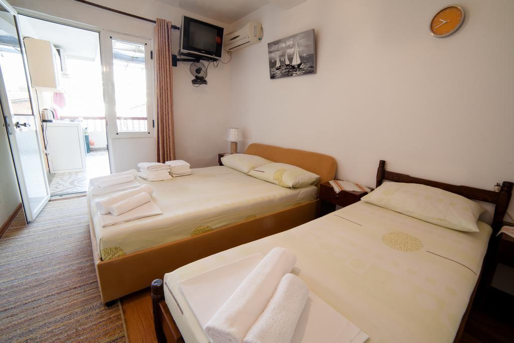 Guesthouse Sidro Ulcinj Luaran gambar